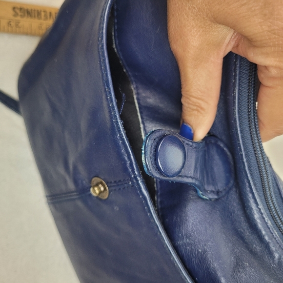 Toni Vintage Navy Leather Cross Body Shoulder Bag 80s Unique Festival Boho Glam - Picture 6 of 11